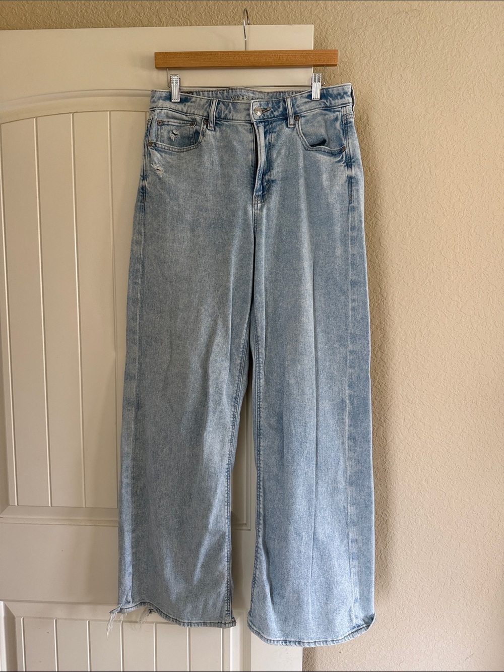 American Eagle Super High-Rise Baggy Wide Leg